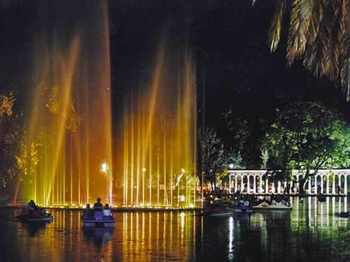 Fuente de Aguas Danzantes景点图片