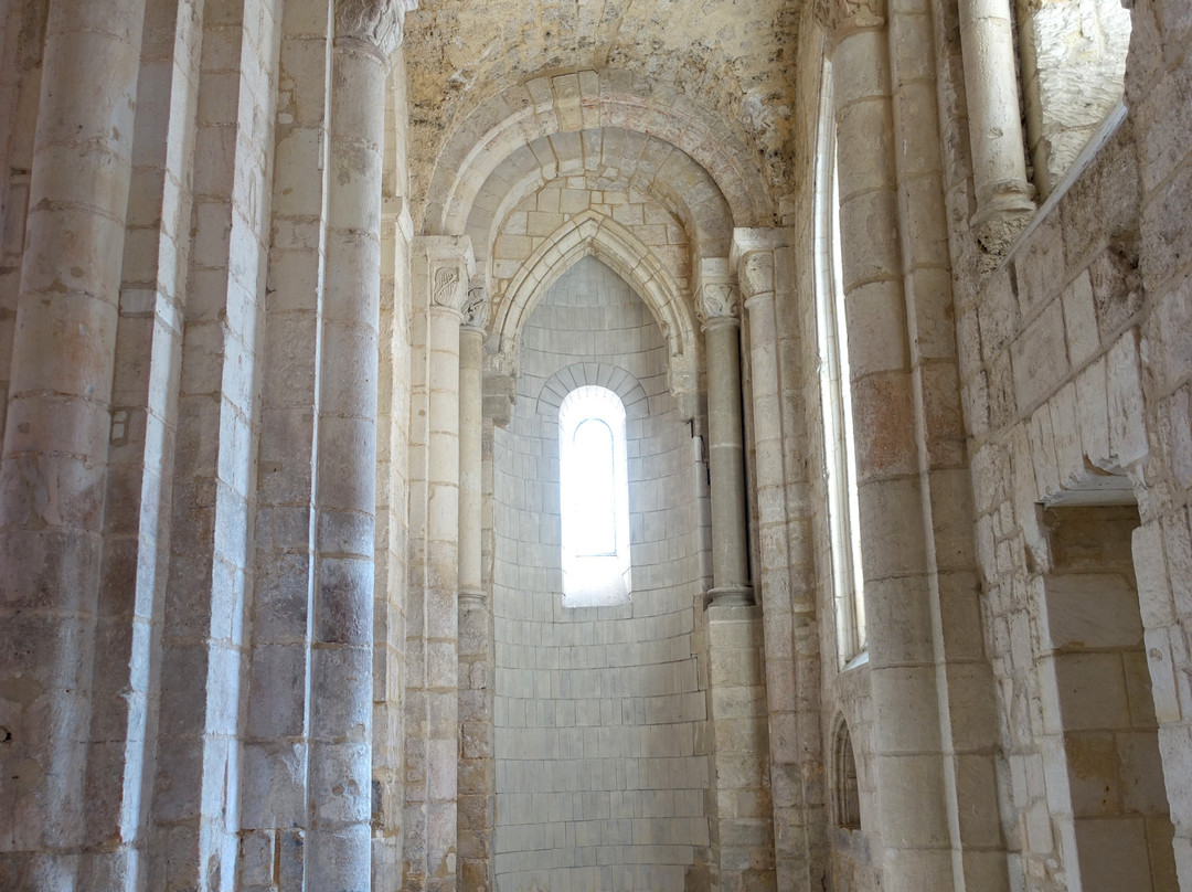 Notre-Dame de Bernay Abbey-Bernay必去景点