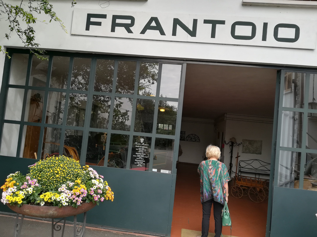 Azienda Agricola e Frantoio Montecroce-代森扎诺-德尔加达必去景点