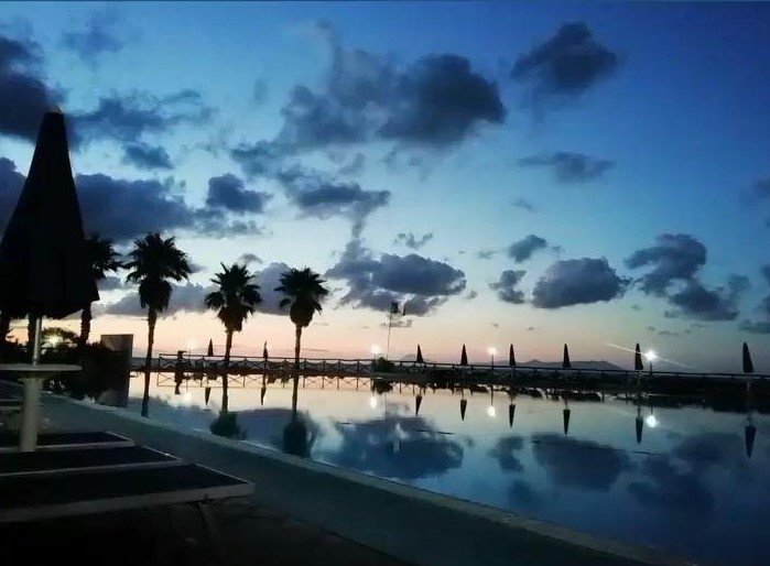 Hotel Club La Playa-泳池