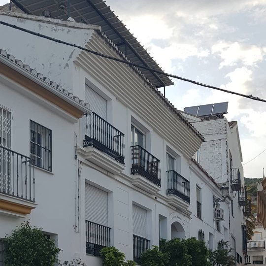Apartamentos La Fonda-官方