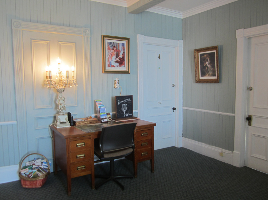 Au Manoir de Levis - Gite le Rosier主图