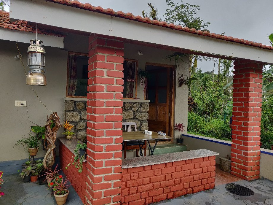 Hill Woods Cottage