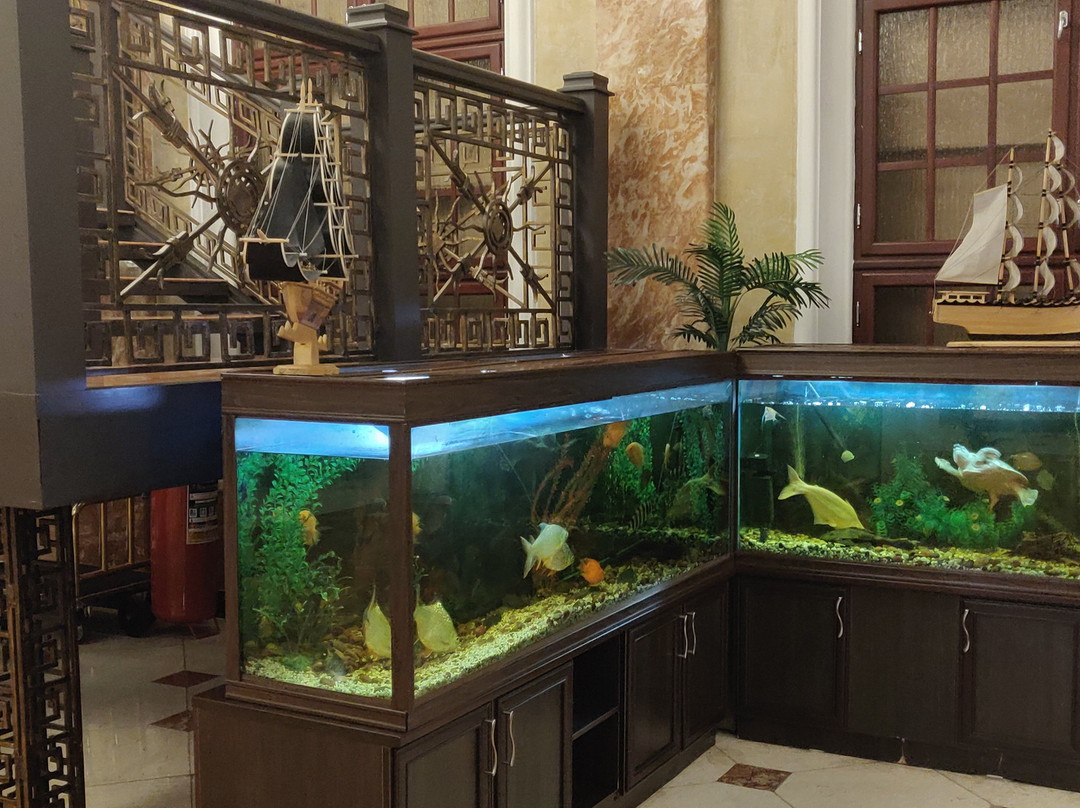 Shiny River Hotel主图