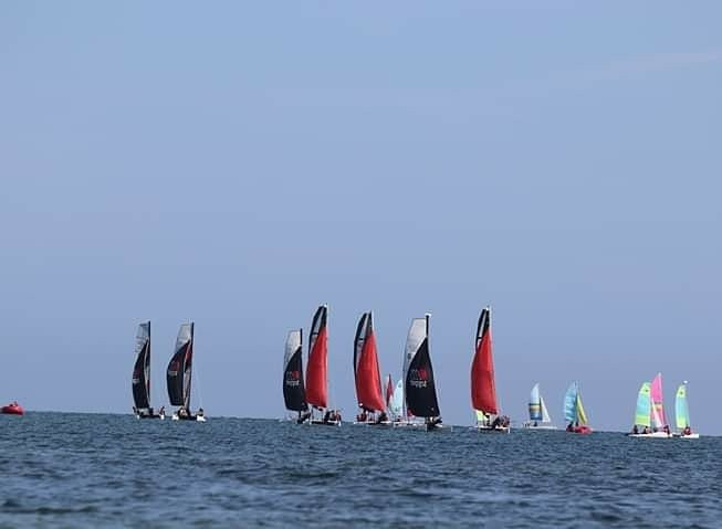 Ecole de Voile Courseulles-Sur-Mer-Courseulles-sur-Mer必去景点