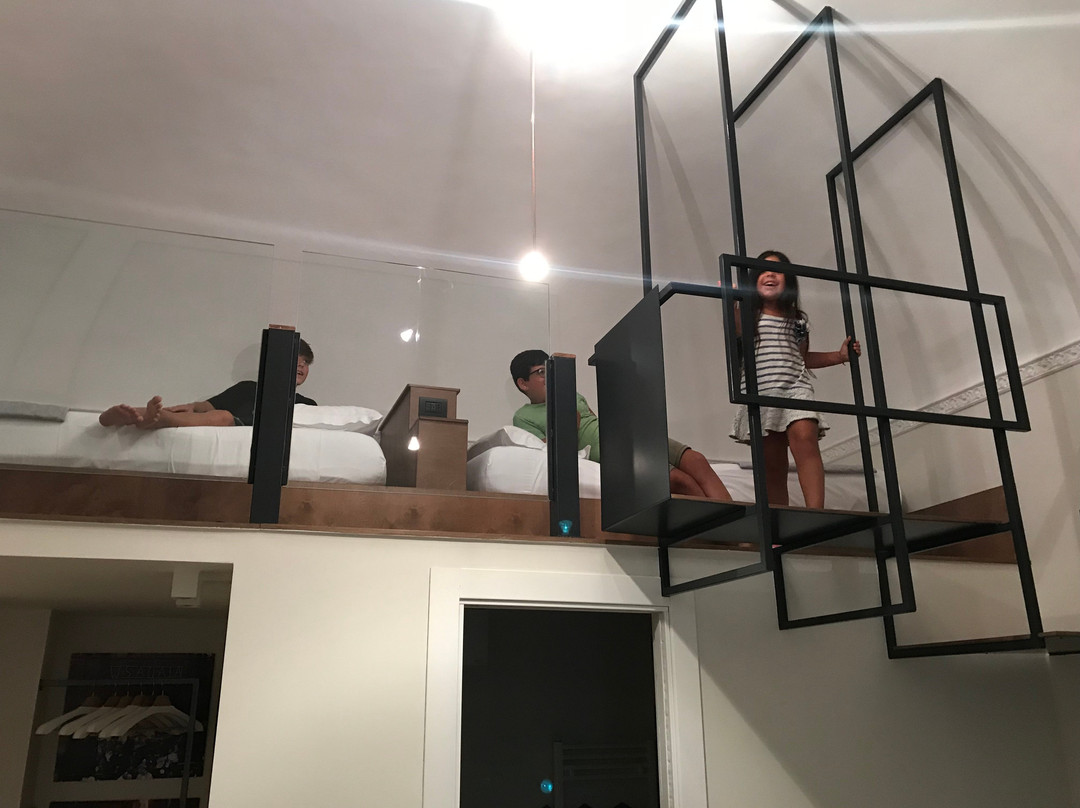 卡塔尼亚之家旅馆主图
