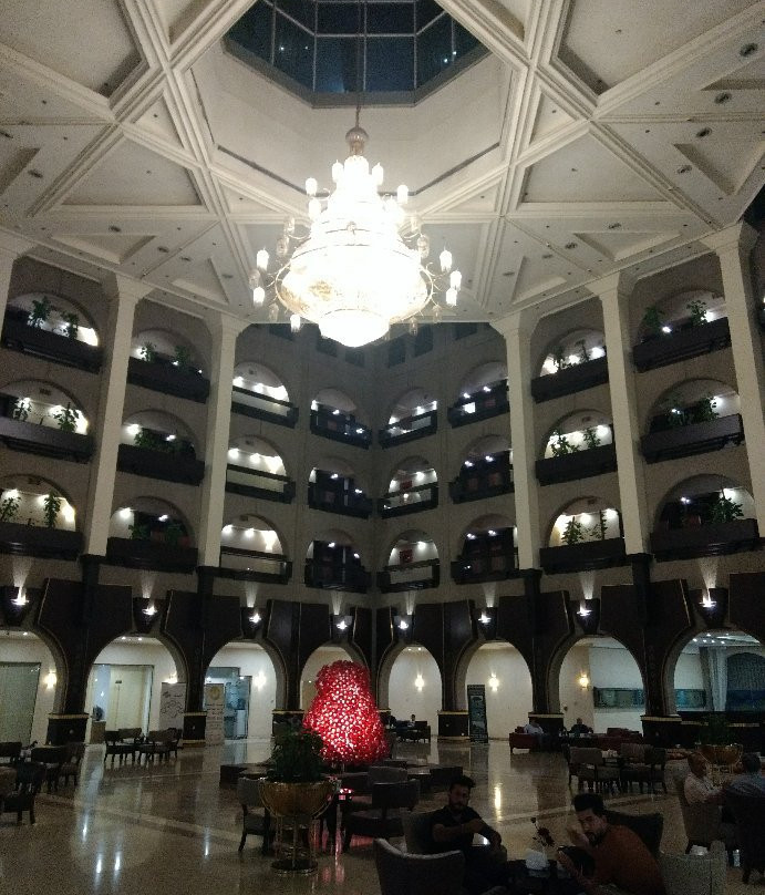 Basra International Hotel主图