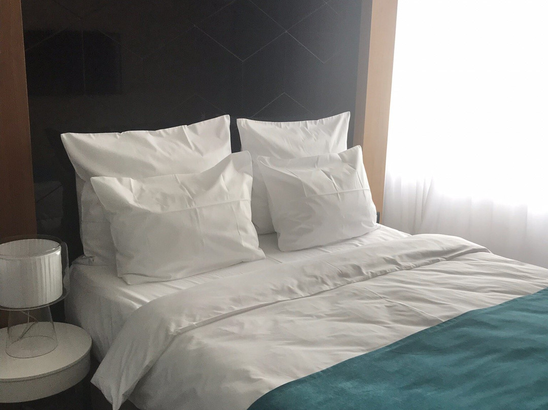 Valentino Rooms