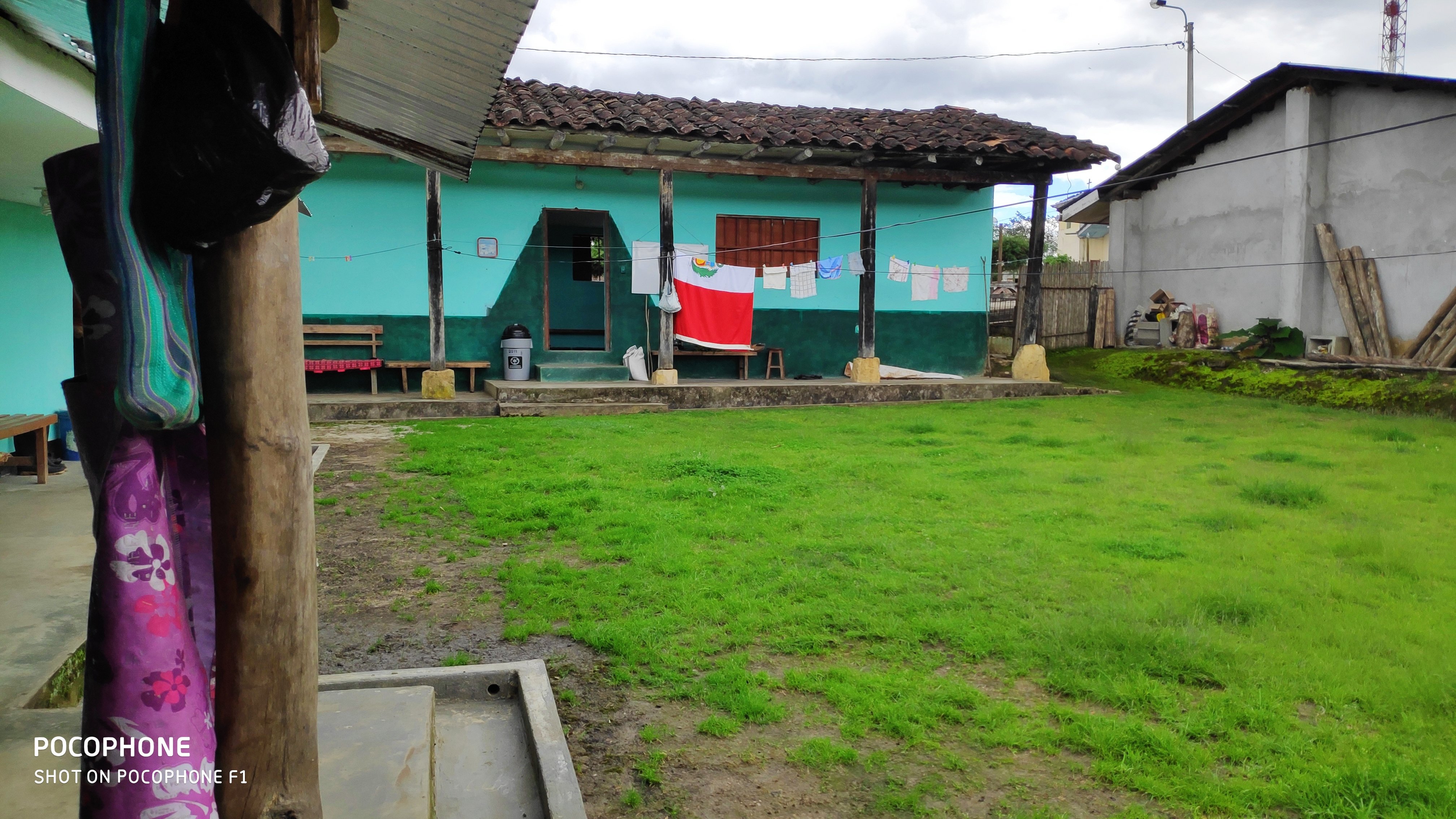 Hospedaje Pension Las Orquideas De Yumbilla-家庭/游戏区