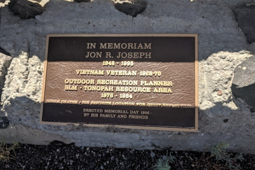 Lunar Crater Volcanic Field-托诺帕必去景点