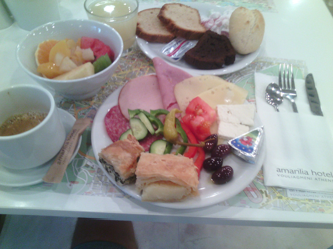 艾默瑞莉雅酒店主图