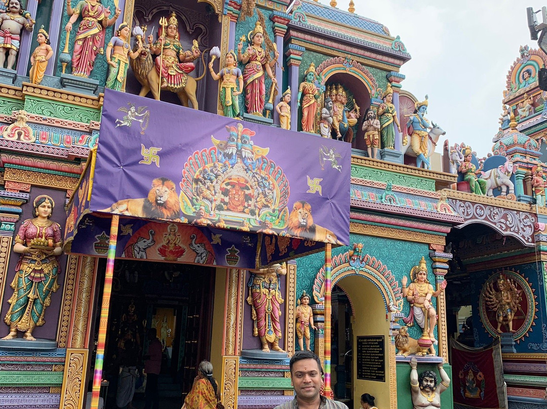 Sri Vadapathira Kaliamman Temple景点图片