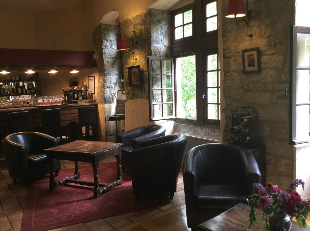 卡兹城堡酒店主图