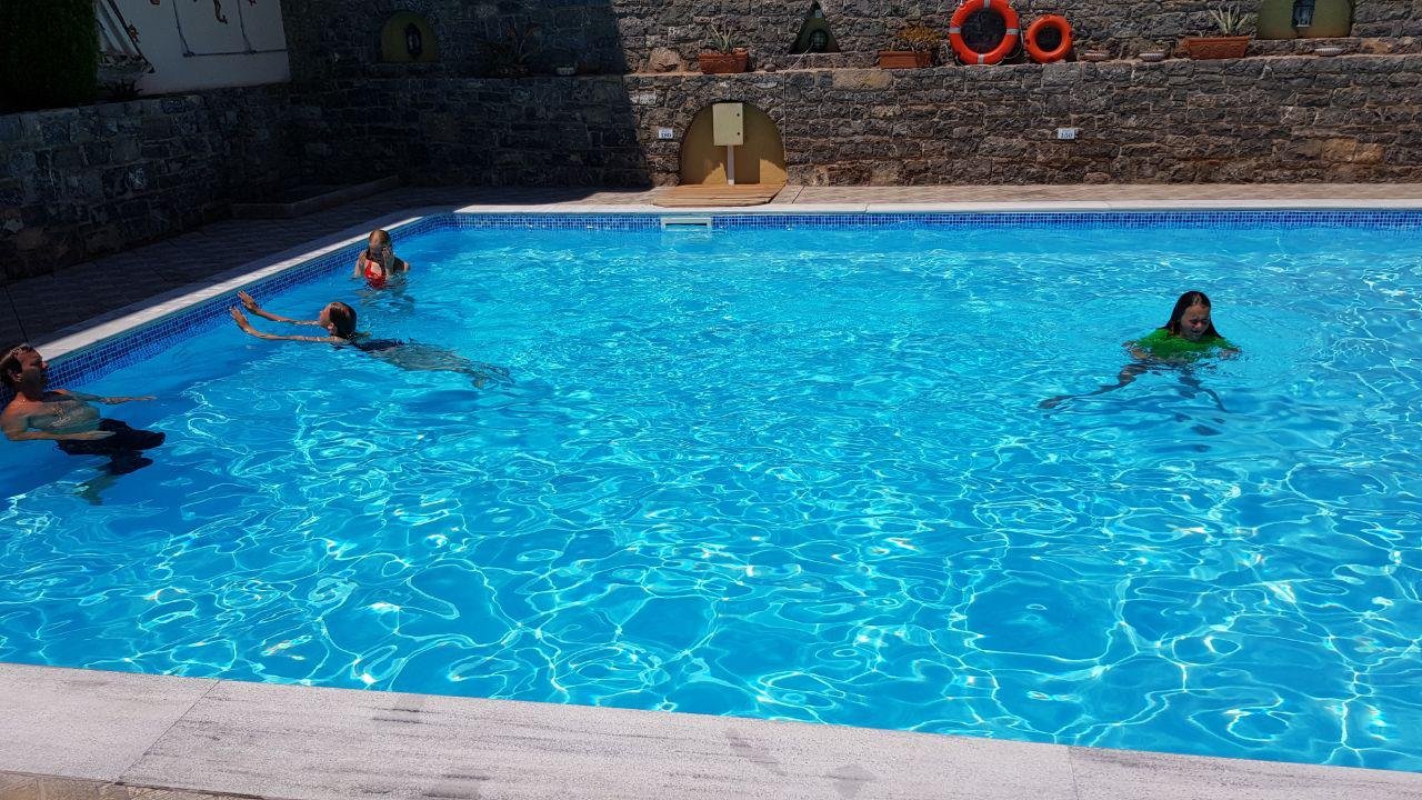 Emporios Bay Hotel-泳池