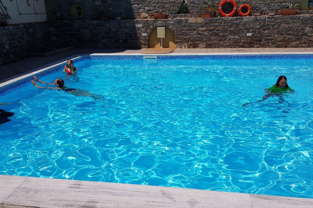 Emporios Bay Hotel主图