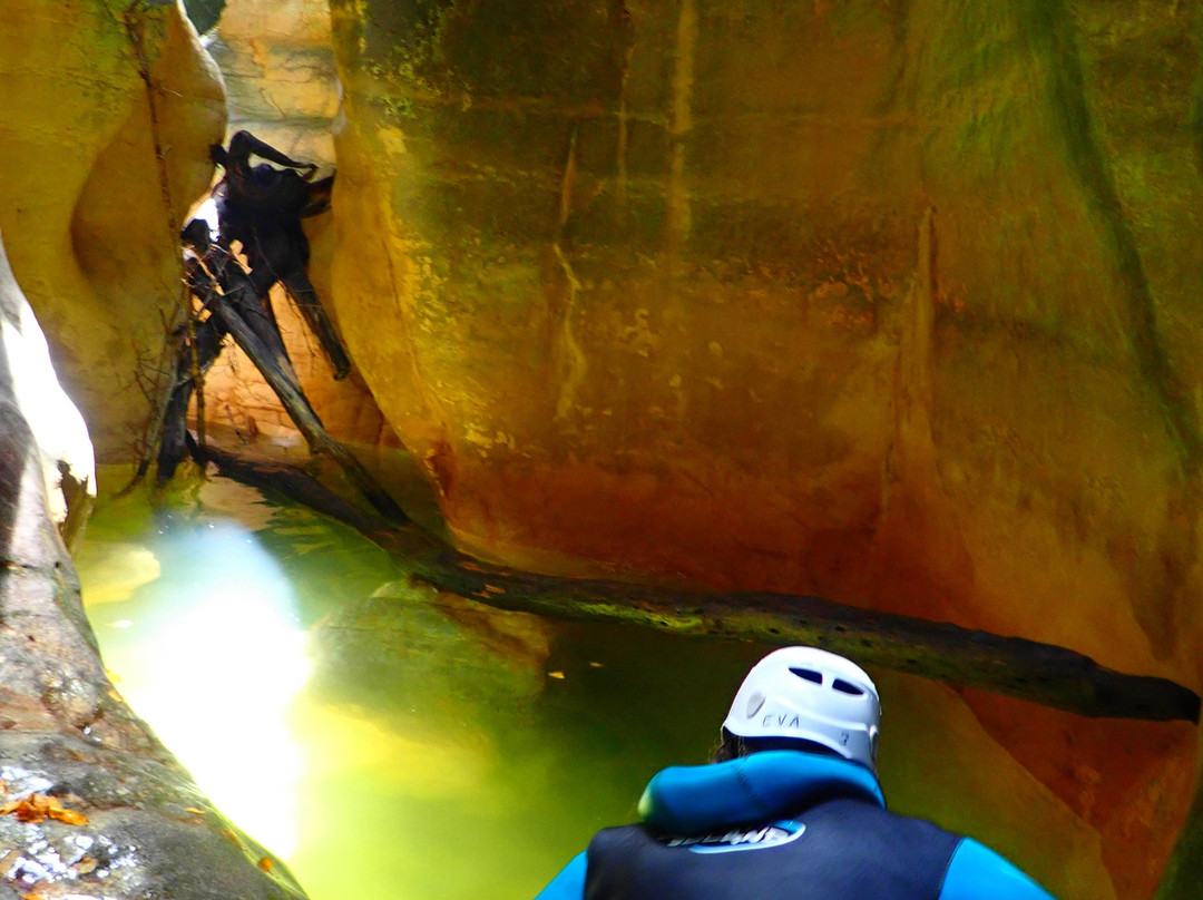 Terra Nova Canyoning景点图片