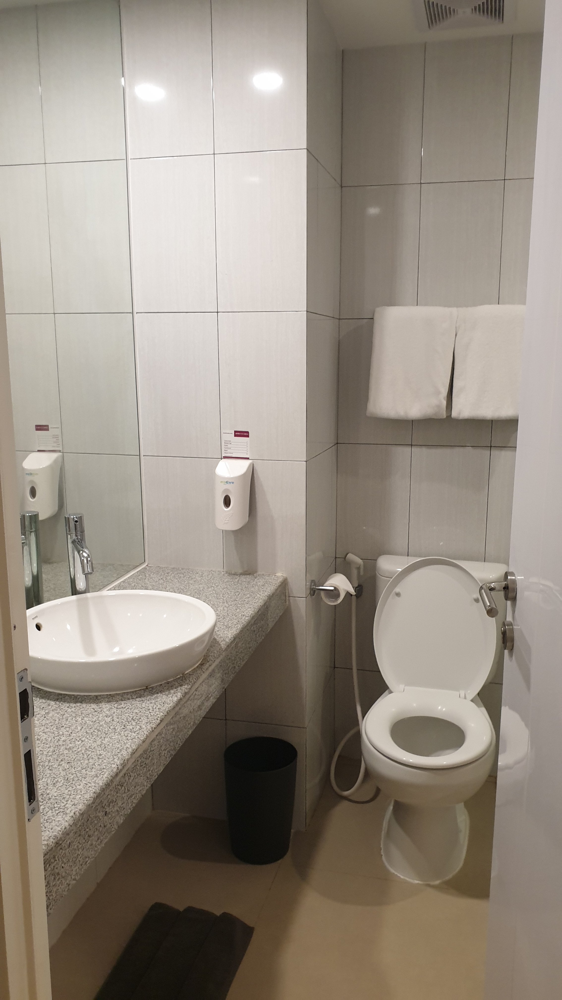 Favehotel Malang-浴室