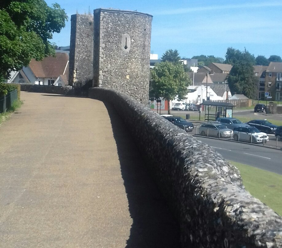 Canterbury City Walls景点图片