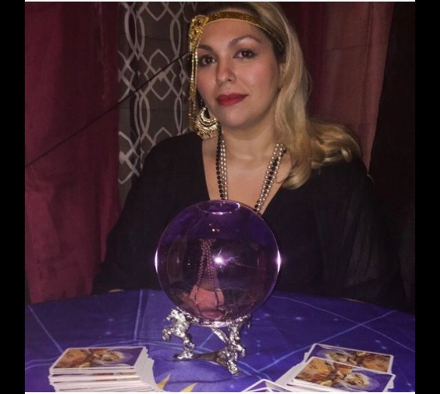 Psychic Tiffani Rose-Highland必去景点