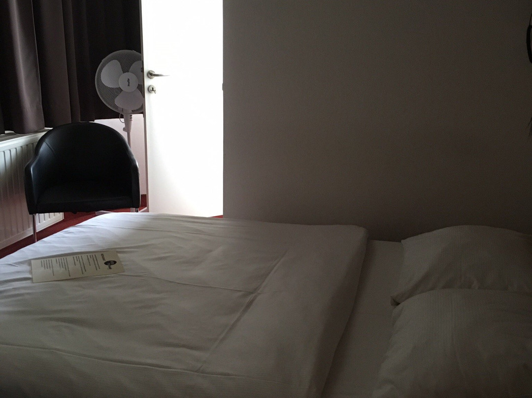 Hotel Du Soleil主图