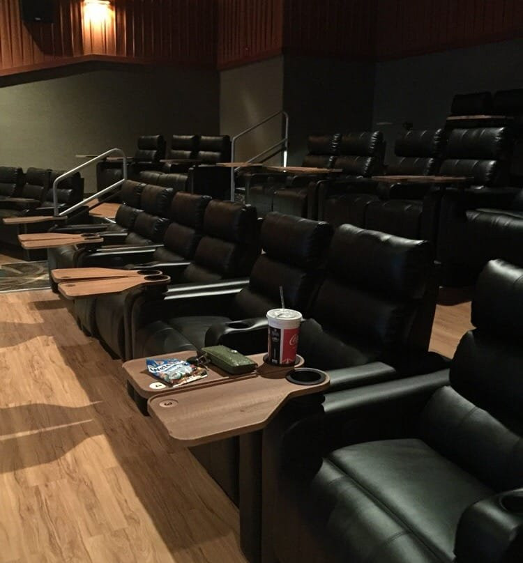 Regal Bolingbrook-Bolingbrook必去景点