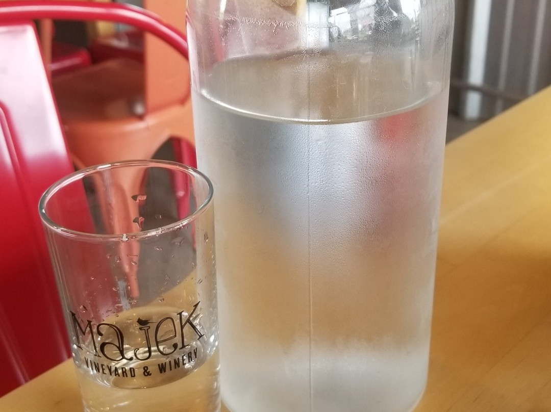 Majek Vineyard & Winery-Schulenburg必去景点