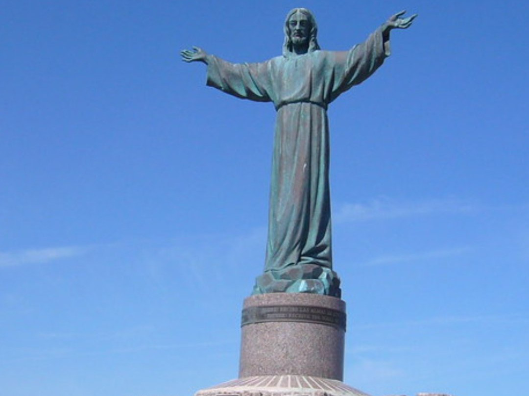 Cristo de los Pescadores-南帕诸岛必去景点