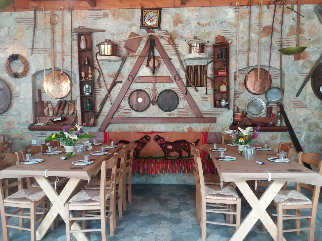 Astros餐馆和美食-To Agnánti - Káto Vérvena