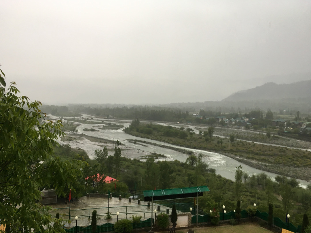 Hangout Holidays-斯利那加必去景点