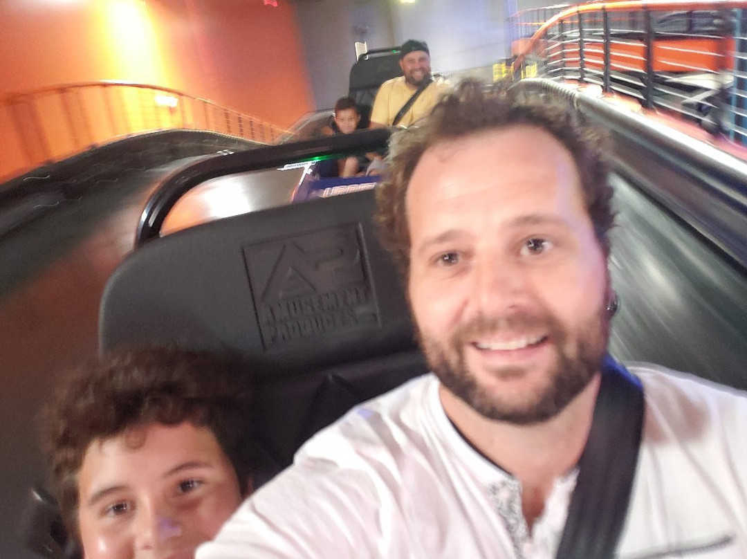 Urban Air Trampoline and Adventure Park-穆尔必去景点