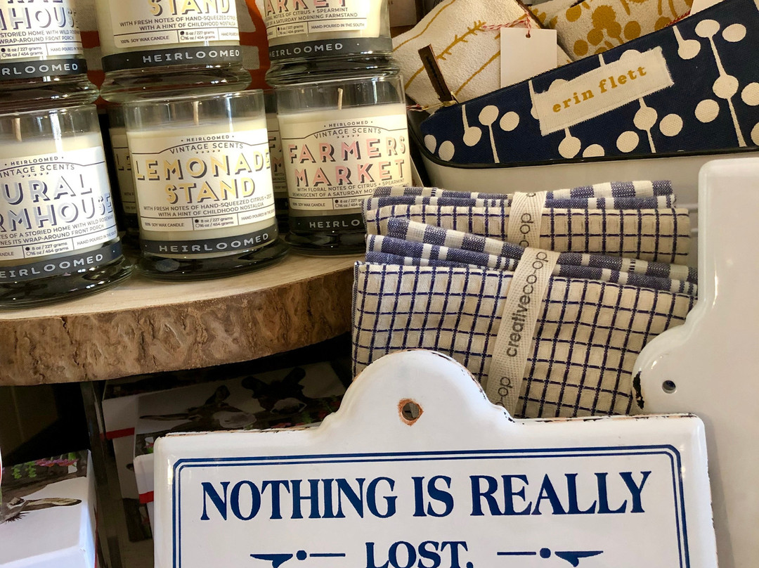 Clover Gift Shop & Clover Apothecary-伍德斯托克必去景点