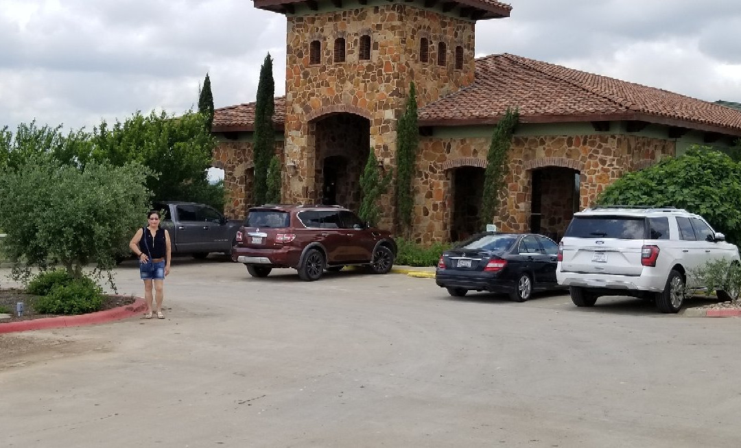 Texas Hill Country Olive Company-Dripping Springs必去景点