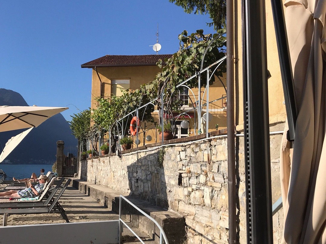 Lake Como Beach Resort And Villas