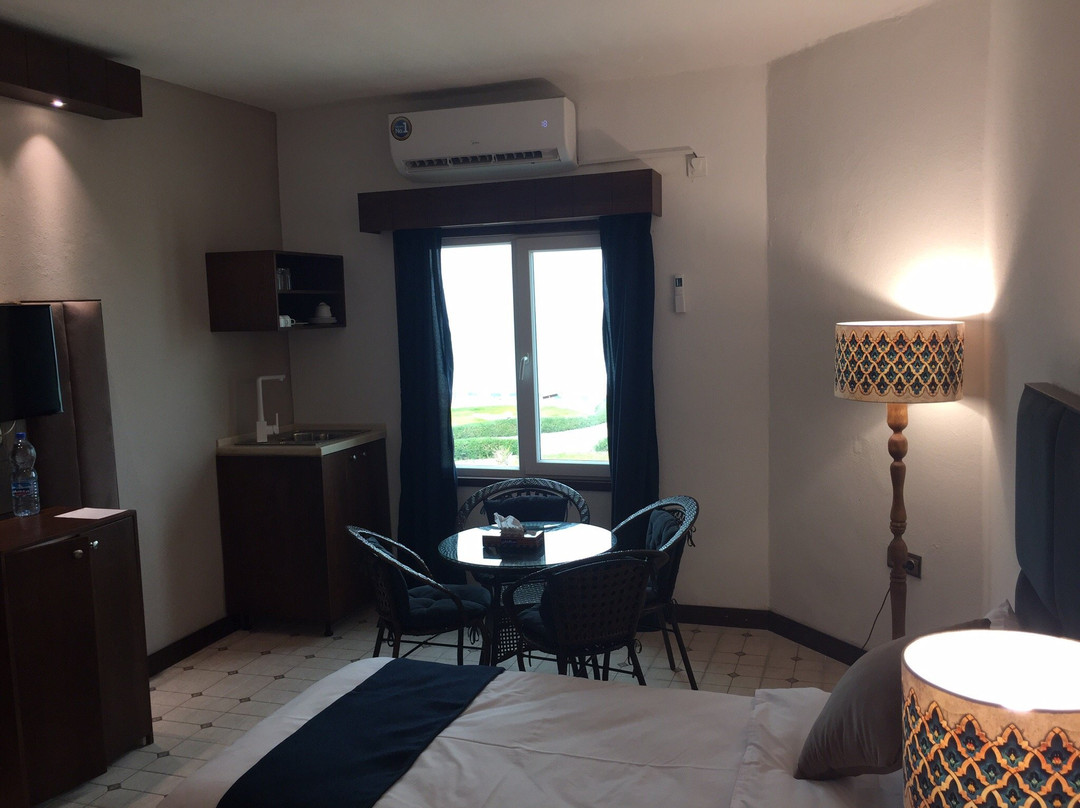 Khalije Fars Beach Hotel