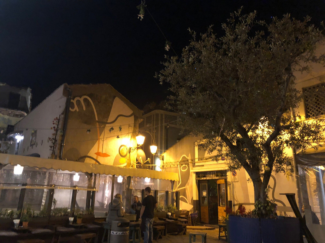 First-卡塔尼亚必去景点