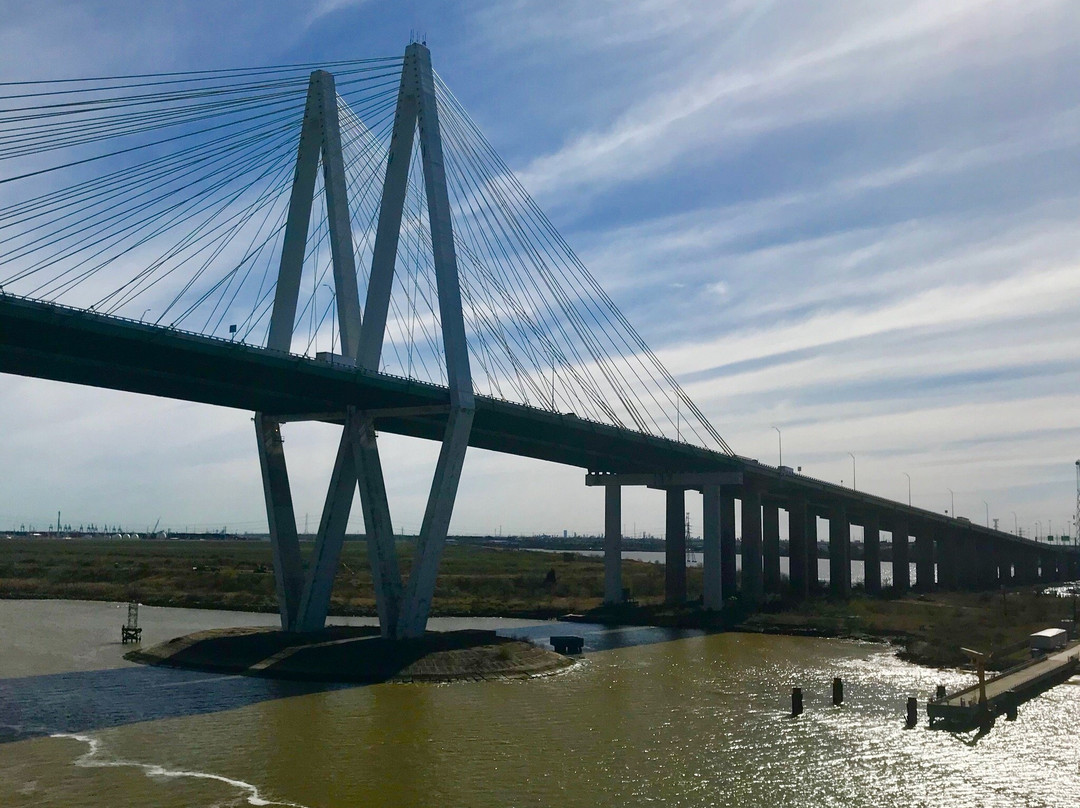 Fred Hartman Bridge-Baytown必去景点