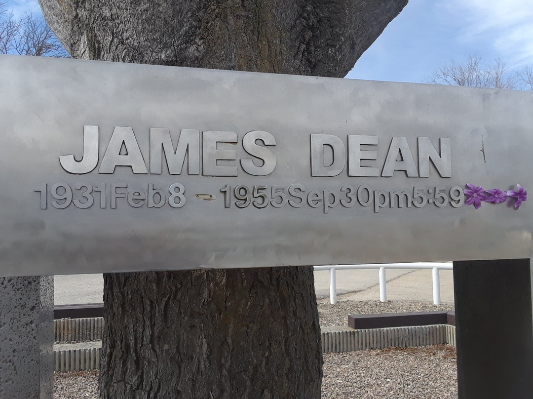James Dean Memorial景点图片