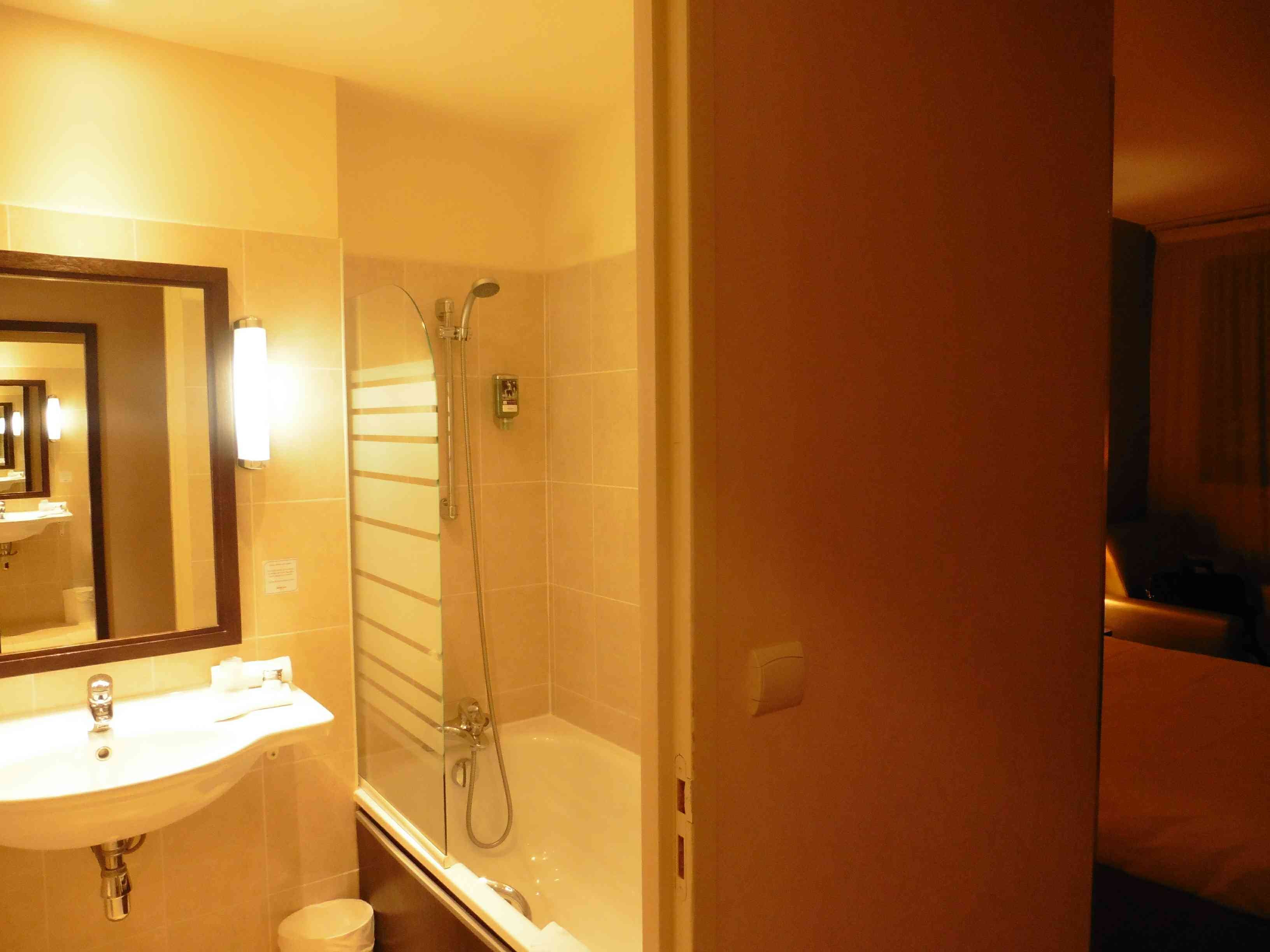 Mercure Rennes Cesson Hotel 4 stars-浴室