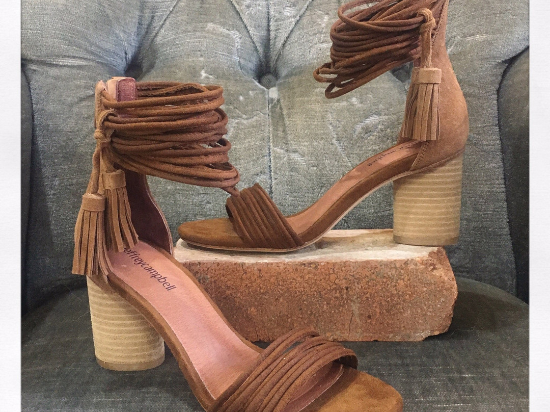 Pumps-麦金尼必去景点