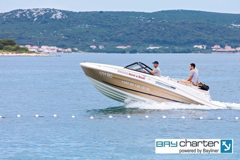 Bay Charter景点图片
