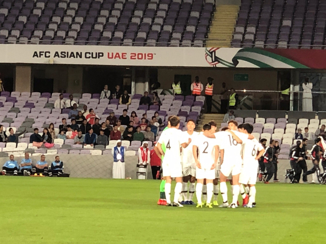 Hazza Bin Zayed Stadium景点图片