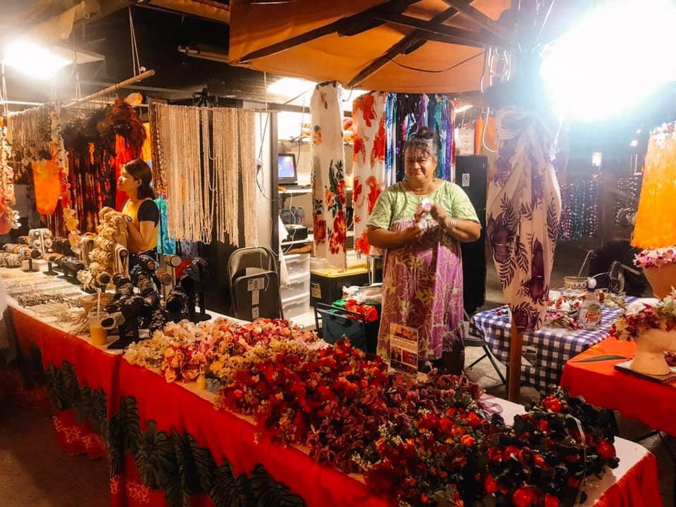 Tahitian Treasures-拉叶必去景点