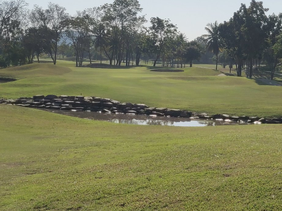 Imperial Lake View Hotel & Golf Club景点图片