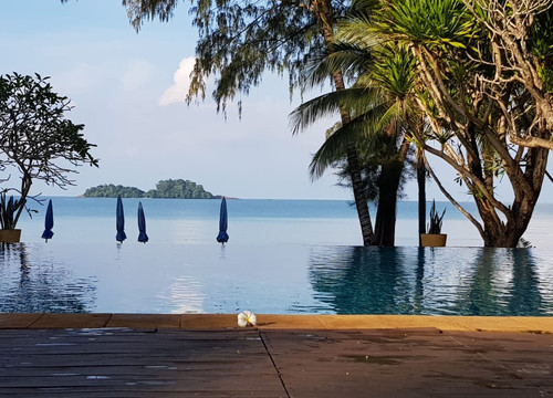 巴拉利海滩度假村主图