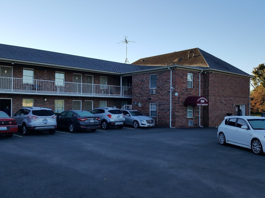 老巴德斯敦旅馆主图