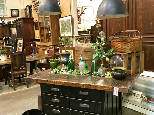 Uncommon Market and Lighting-达拉斯必去景点