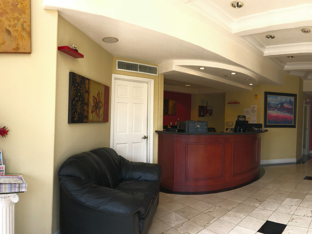 盖特威旅馆和套房主图