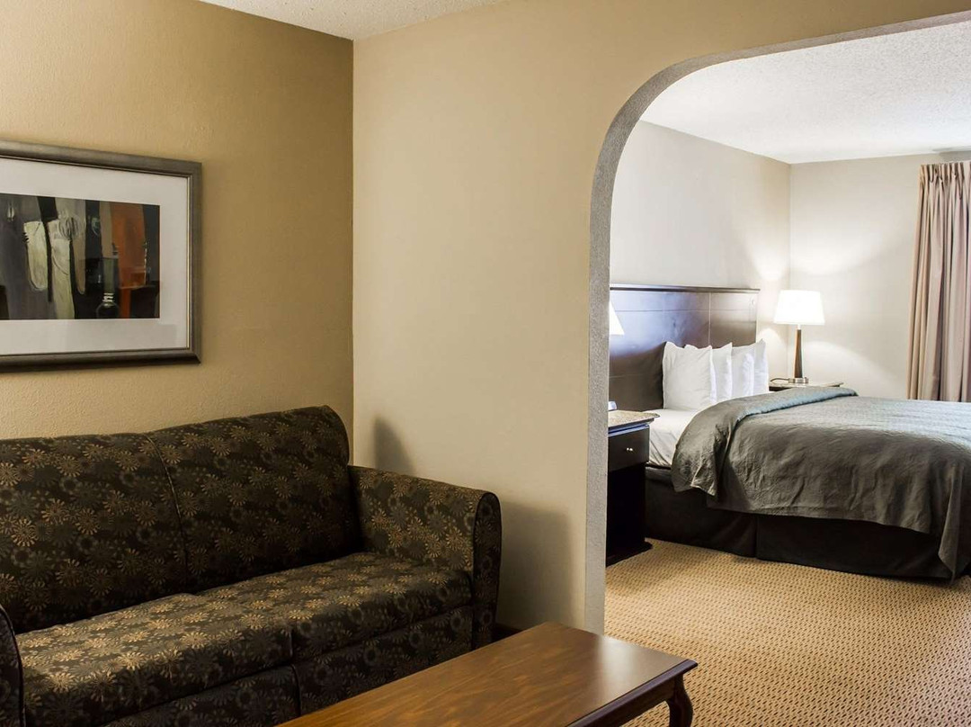 Quality Inn & Suites主图