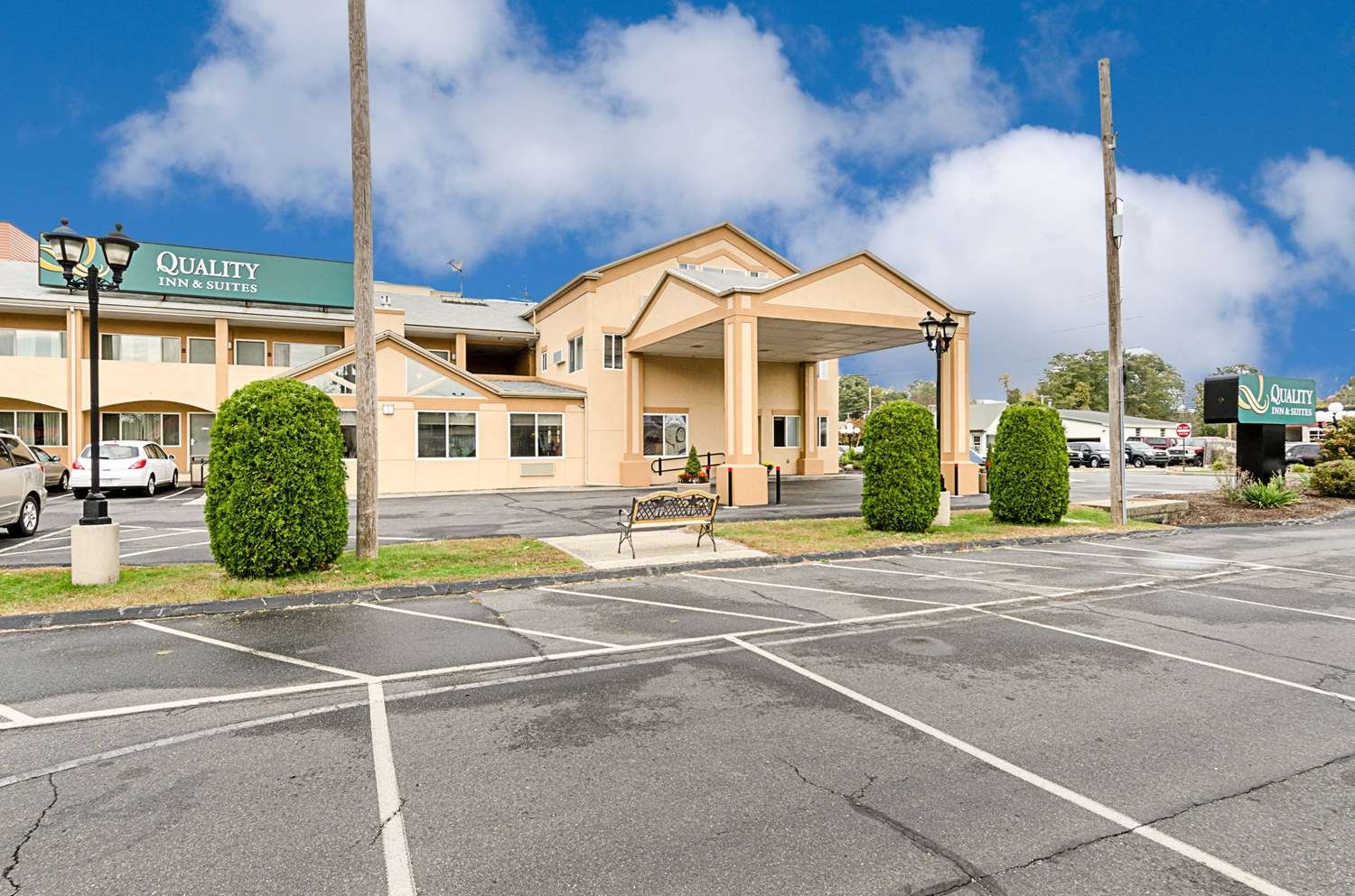 Quality Inn & SuitesQuality Inn & Suites Northampton- Amherst-官方