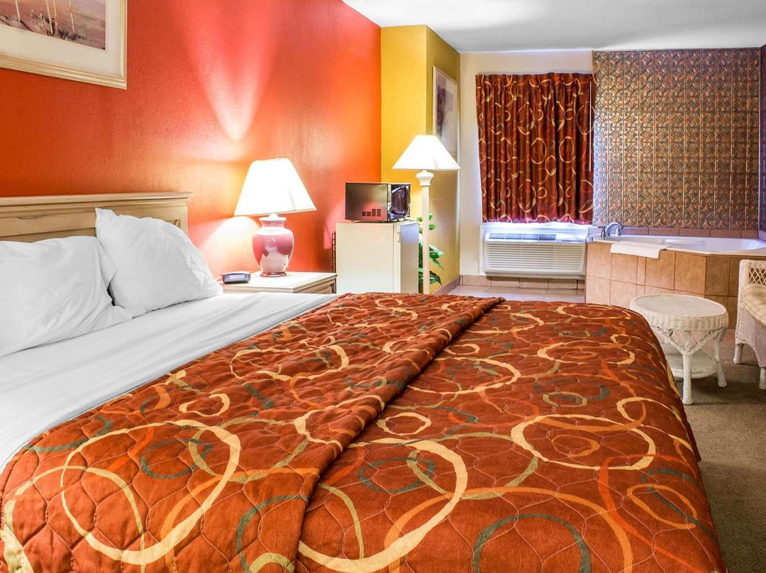 Econo Lodge Inn & Suites Walnut主图